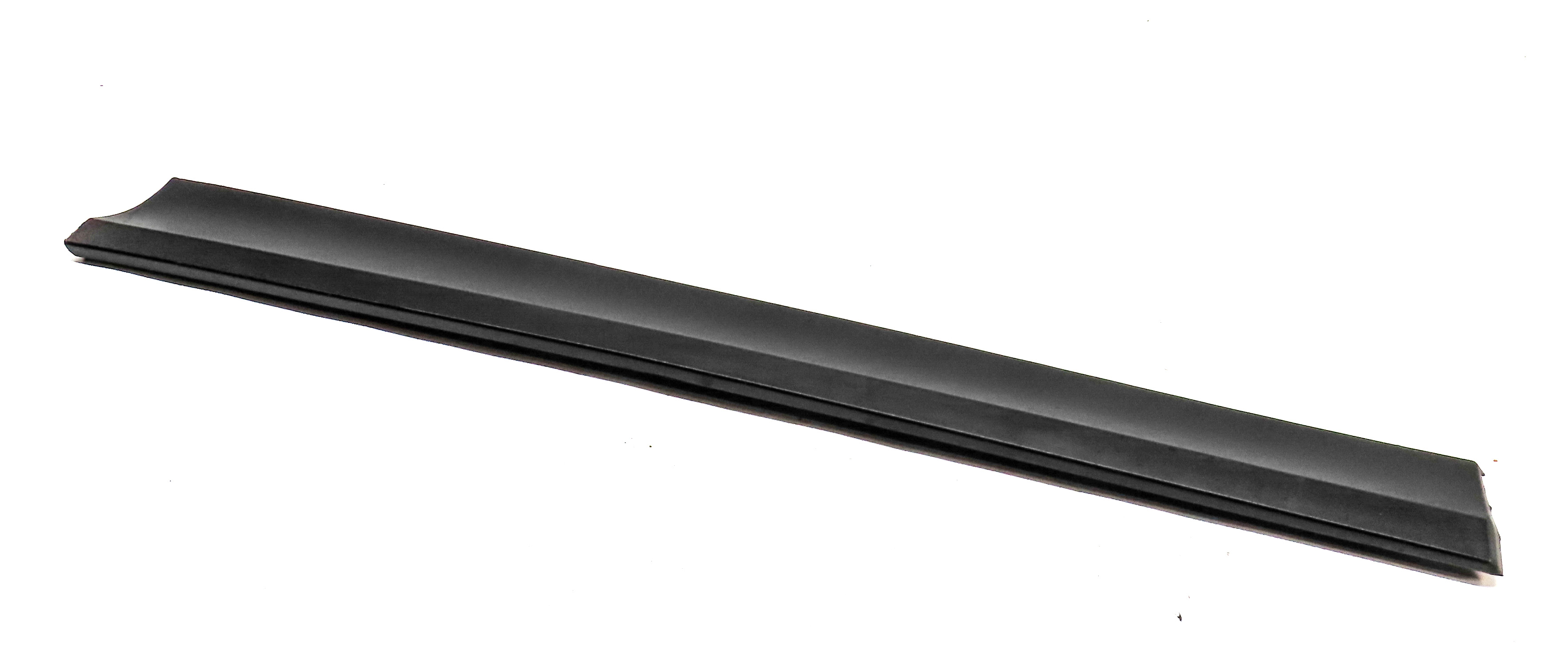 11-18 BMW X3 X4 (F25 26) FRONT LEFT LOWER DOOR MOULDING TRIM (w/o M or X-LINE) — exact item pictured